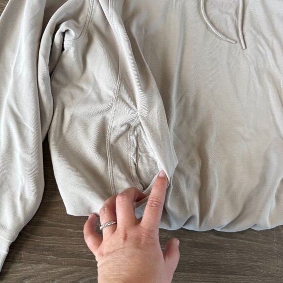 Athleta Seasoft Bubble Hem Cropped Hoodie Large - Picture 9 of 12